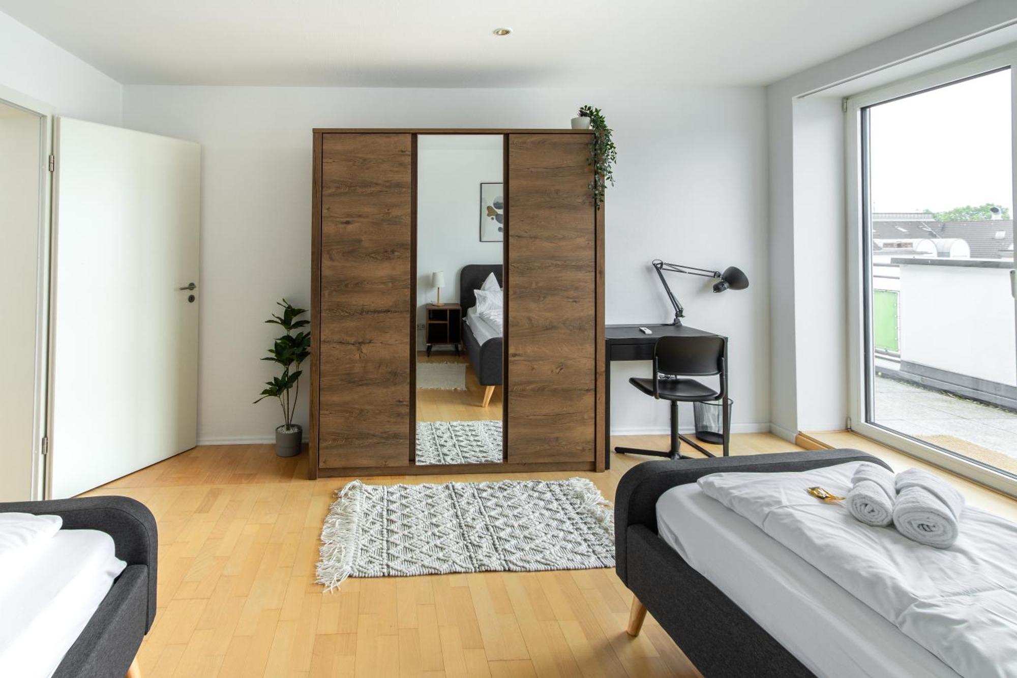Penthouse-Maisonette - City Center, Highspeed Internet, Garage Worms Eksteriør billede